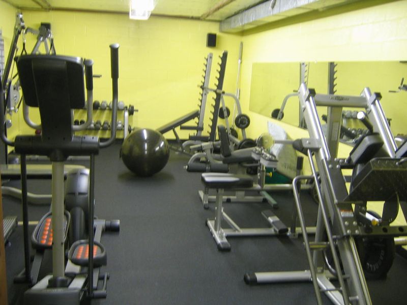 Fitness-rooms-001
