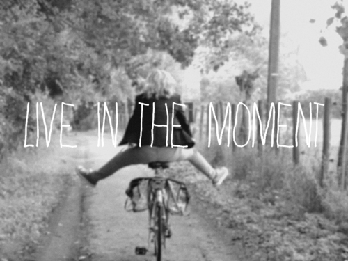 Be-free-dreamer-girl-live-in-the-moment-Favim_com-601655