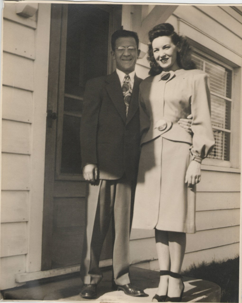 Thumbnail_08-11-17Joe%20%20Colleen