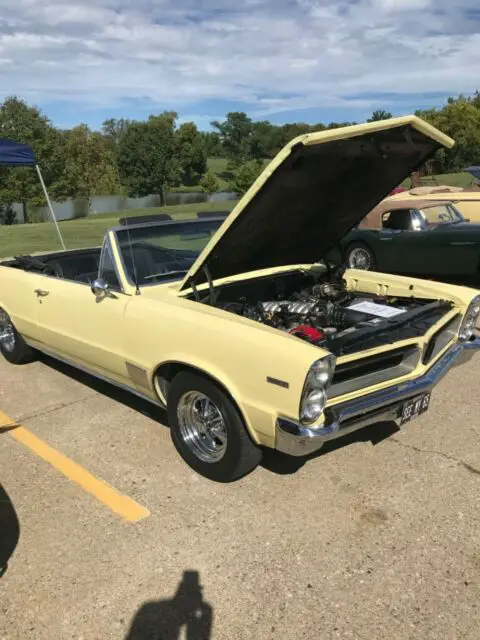 1965 Pontiac Lemans Convertible Restomod for sale