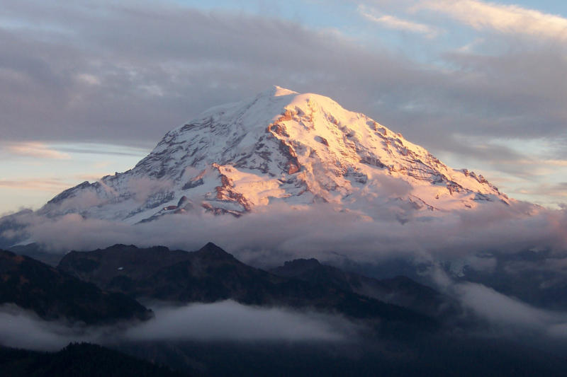 Scenic-view-of-peak-of-mount-rainier-washington-412311179